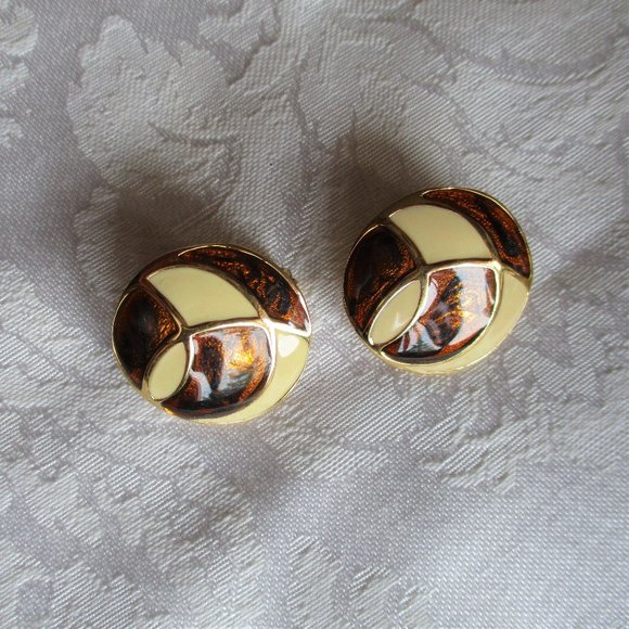 VINTAGE NECKLACE AND EARRINGS BUNDLE - Picture 4 of 15